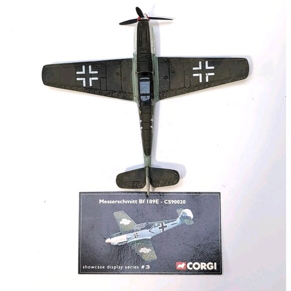 Corgi WWII Die-Cast Aircraft Lot of 6 Aviation Archive Spitfire Messerschmitt + - Picture 10 of 16